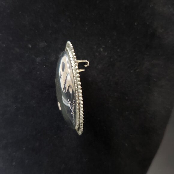 Jack Skellington Nightmare Before Christmas Metalic & Glass Brooch - Picture 4 of 6